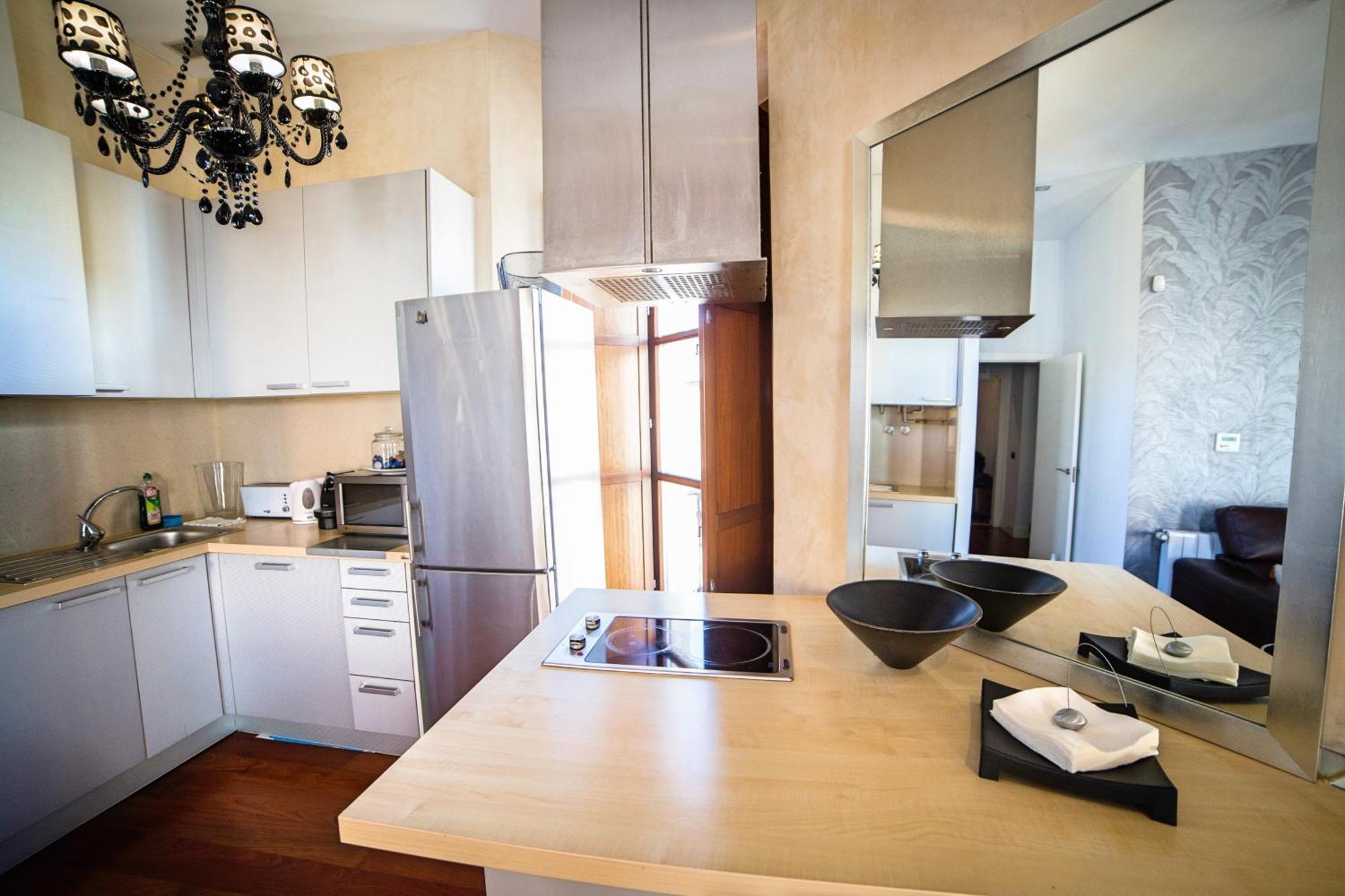Cathedral Apartment, Upper Floor Apartment Seville Room photo